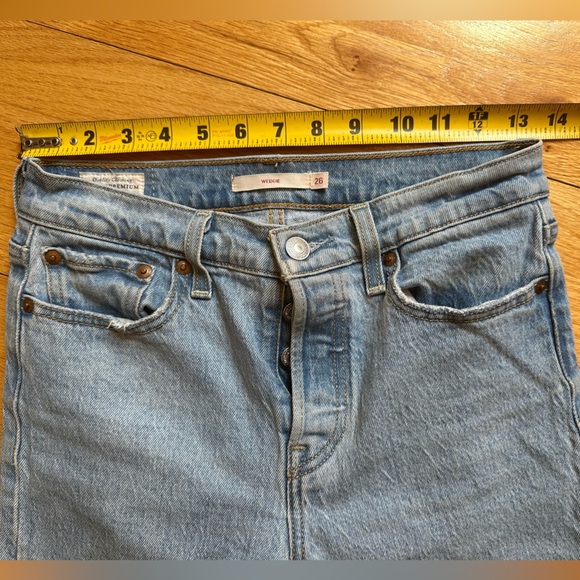 Levi’s Premium Wedgie Straight Fit Jeans size 26 - Picture 5 of 10
